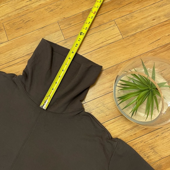 Athleta Women's Ethereal Brushed Funnel Neck Athleisure Top S - Picture 7 of 13